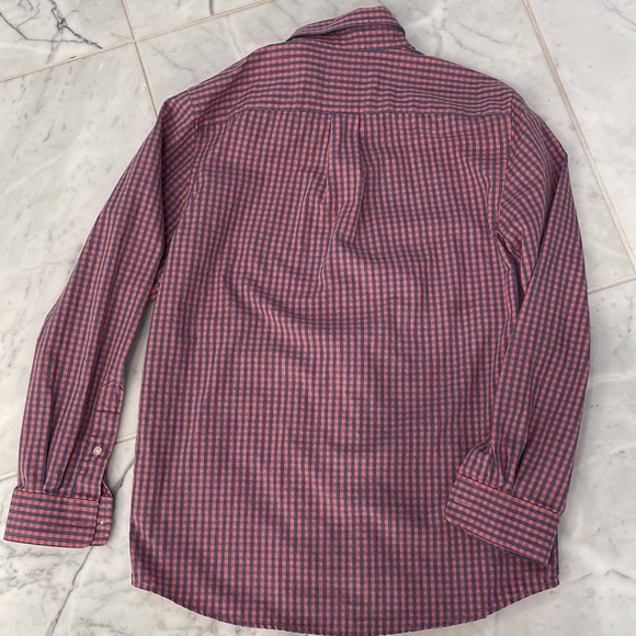 Boys Vineyard Vines button down, size medium (12-14) - Picture 4 of 4